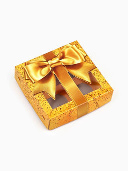 Цена за 5 шт. Коробка под 4 конфеты со скретч-слоем Бант, 10.5 х 10.5 х 3.5 см