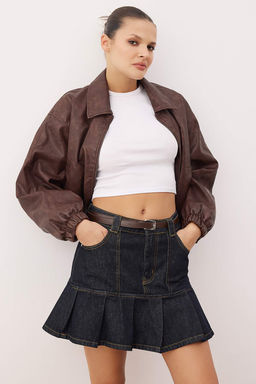 Koyu Mavi Kemerli Mini Pileli Denim Etek TWOAW26ET00143 - Trendyolmilla фото 2