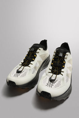TRAIL RUNNING SHOE - Zara фото 3