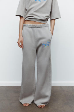 WASHED EFFECT PLUSH TROUSERS WITH TEXT - Zara фото 2