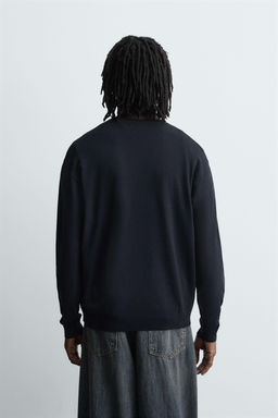REGULAR FIT TEXTURED SWEATER