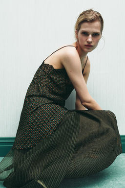 ASYMMETRIC 100% VISCOSE PRINTED LACE TOP - Zara фото 3