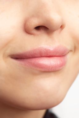 Блеск для губ 03 Малиново-розовый SIBERINA