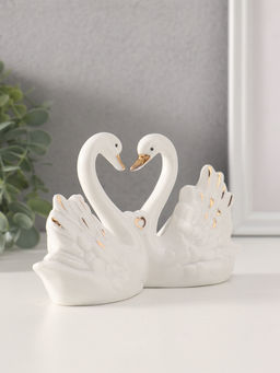 Фигурка керамика «Белые лебеди с маленьким сердечком», с золотом, 4×15×9 см