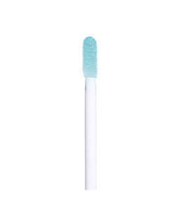essence Блеск для губ с эффектом увеличения объема Extreme Plumping Lip Filler, 02 Ice Ice Baby! 4,2 мл  фото 2