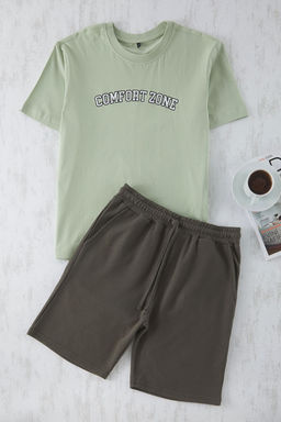 TRENDYOL MAN Bej Regular Fit Slogan Bask?l? Alt Dokulu Sortlu Orme Pijama Tak?m? TMNSS25PT00023 - Trendyolmilla фото 4
