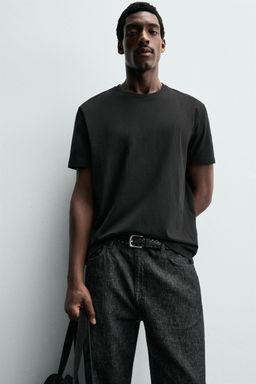 PACK 3 CAMISETA MEDIUM WEIGHT B?SICA / Negro - Zara фото 9