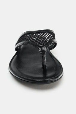 SANDALIA PLANA REJILLA / Negro - Zara фото 4