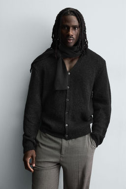 SHINY TEXTURED CARDIGAN