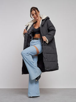 Пальто утепленное молодежное зимнее женское черного цвета 52393Ch - Mtforce фото 16