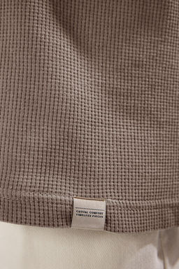 Tas Oversize/Genis Kesim Renk Bloklu Dokulu T-Shirt TMNSS25TS00065