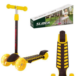 Самокат трехколесный