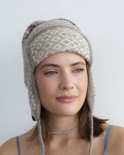 Ушанка из шерсти яка с рисунком 3872