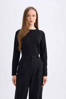 Туника-футболка с длинными рукавами стандартного кроя