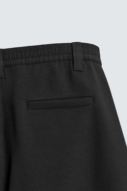 BERMUDA RELAXED FIT PLIEGUES LATERALES / Negro - Zara фото 9