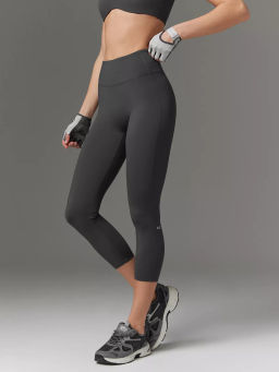 Лосины спортивные укороченные серые - NEVERLATE фото 2