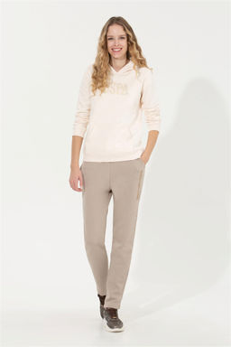 Женские спортивные штаны с камнем Неожиданная скидка в корзине