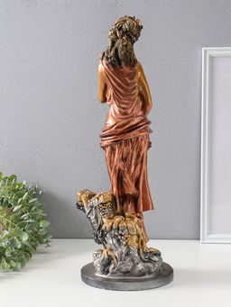 Фигура "Девушка с виноградом" бронза с золотом, 50х20х20 см