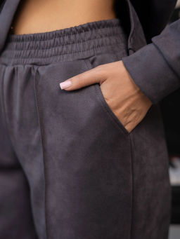 Костюм женский под замшу мод.2082 - Барболета фото 49