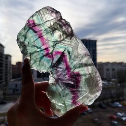Срез из Флюорита