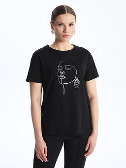 Bisiklet Yaka Bask?l? K?sa Kollu Kad?n Ti??rt