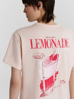 Футболка женская розовая с принтом Lemonade - Mark formelle фото 5