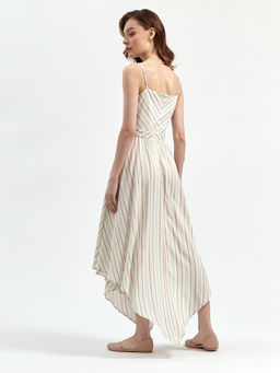 Сарафан с асимметричным низом