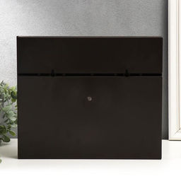 Ключница настенная «Секрет отношений», панно декоративное, венге, 26.5×31.5×4.5 см