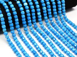 Бусины из бирюзы кубик гр.7мм, 38см, 55 бусин Радуга камня