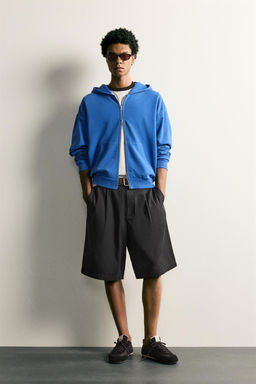 BERMUDA BAGGY FIT RAYA DIPLOM?TICA / Negro