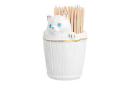 Вазочка п/зубоч. 5,5*5,3*8 см 65 мл "Кошечка в кадушке стразы" белая, золото