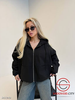 Ветровка женская с капюшоном