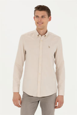 Мужская рубашка песочного цвета с длинным рукавом