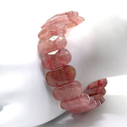 Браслет граненый 20*10мм из клубничного кварца