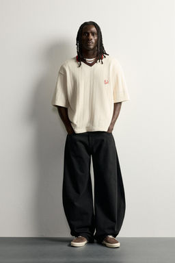 CAMISA POLO ESTRUCTURA BORDADO / Blanco roto