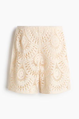 Bermudas efecto crochet