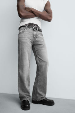 LOW-RISE FLARE FIT JEANS - Zara фото 4
