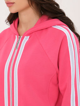 Джемпер с капюшоном