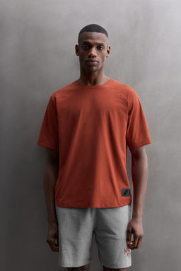 CAMISETA T?CNICA PARCHE / Burgundy - Zara фото 2