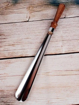 Рожок для обуви 55 см (мореный бук) ЛБ-129