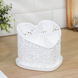 Подставка под столовые приборы Альтернатива Сердце, 17?18.5?15.5 см, пластик, белая