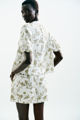 PRINTED TOP WITH CUTWORK EMBROIDERY - Zara фото 4