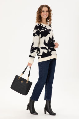 Женская черная сумка через плечо Неожиданная скидка в корзине