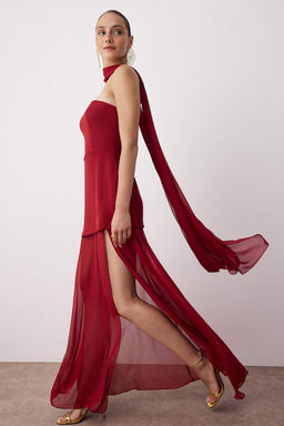 K?rm?z? Sal Detayl? Dokuma Maxi Abiye & Mezuniyet Elbisesi TPRSS25AE00188