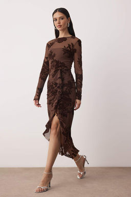 Kahverengi Flok Bask?l? Tul Astarl? Orme Midi Elbise TPRAW26EL00109