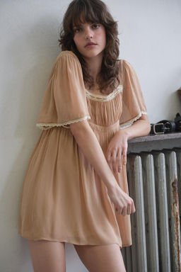 VESTIDO COMBINADO ENCAJE / Rosa palo - Zara фото 4