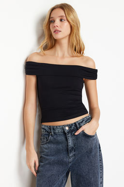 Siyah Carmen Yaka Viskoz/Yumusak Kumas Esnek Orme Madonna Yaka Bluz TWOSS24BZ00301 - Trendyolmilla фото 3