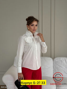 Рубашка женская с цветком