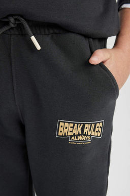 Спортивные брюки для мальчиков с принтом и эластичным карманом на шнуровке на талии - Defacto фото 6