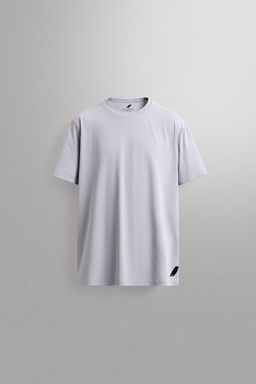 CAMISETA T?CNICA B?SICA / Azul claro